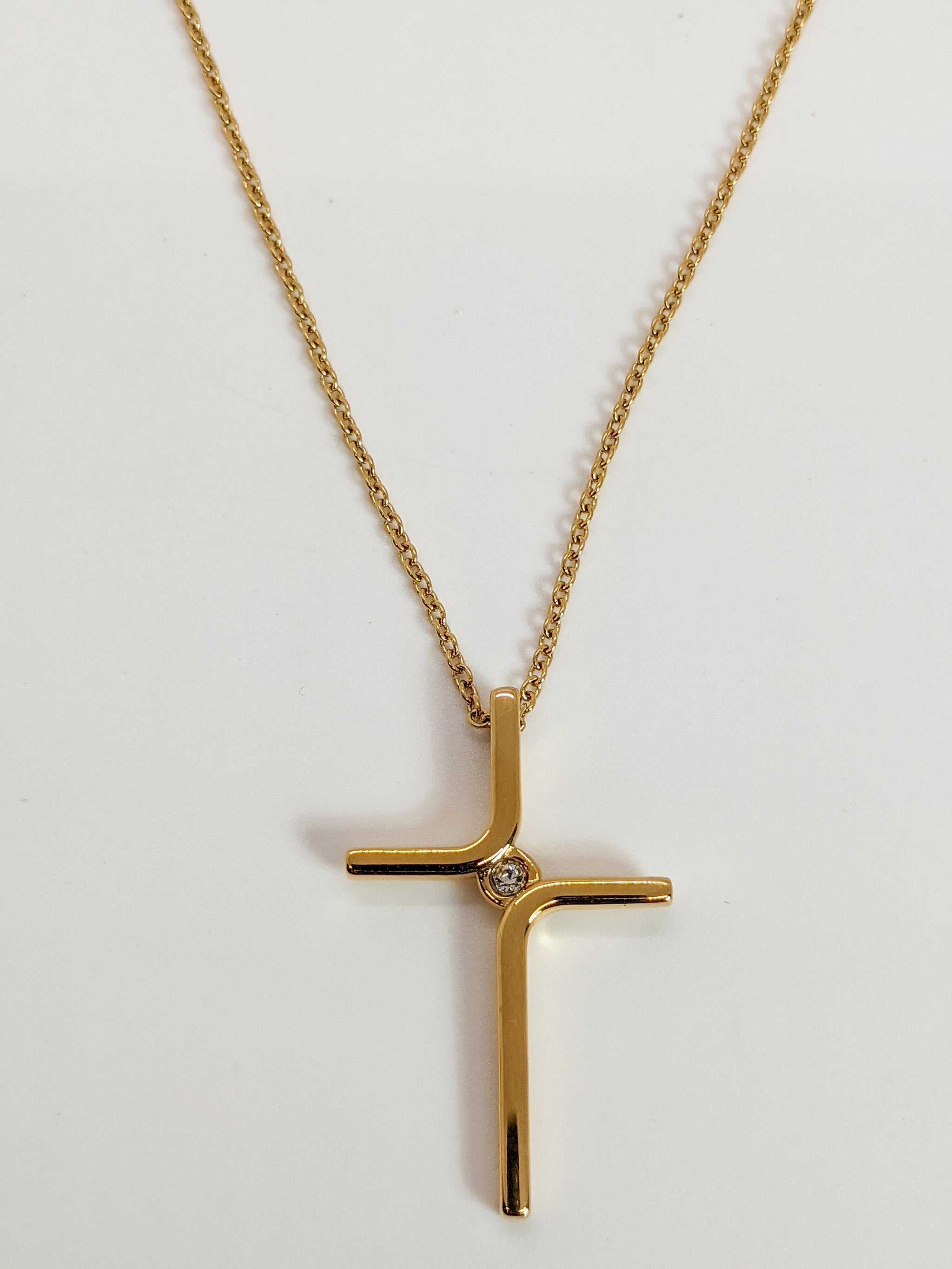 Hope 18K Gold Cross Pendant Necklace – Nkadi Fashion Hope 18K Gold Cross Pendant Necklace – Nkadi Fashion